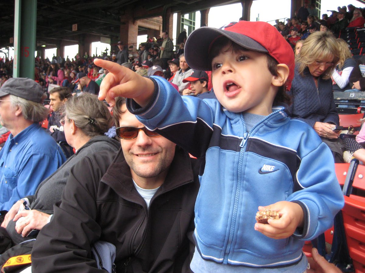 andrewalgava's tweet image. Happy birthday to my dad. Big 50th old man 🙏💫 @mrgow_513