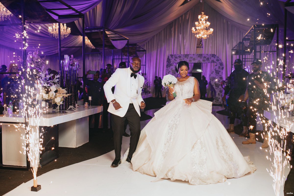 Cherryb_events's tweet photo. Don't compromise on your big day, get a planner who is experienced and get the event of your dreams
Book Cherrybees events today
We're accepting 2024 bookings https://t.co/Y3MuVhDvsb