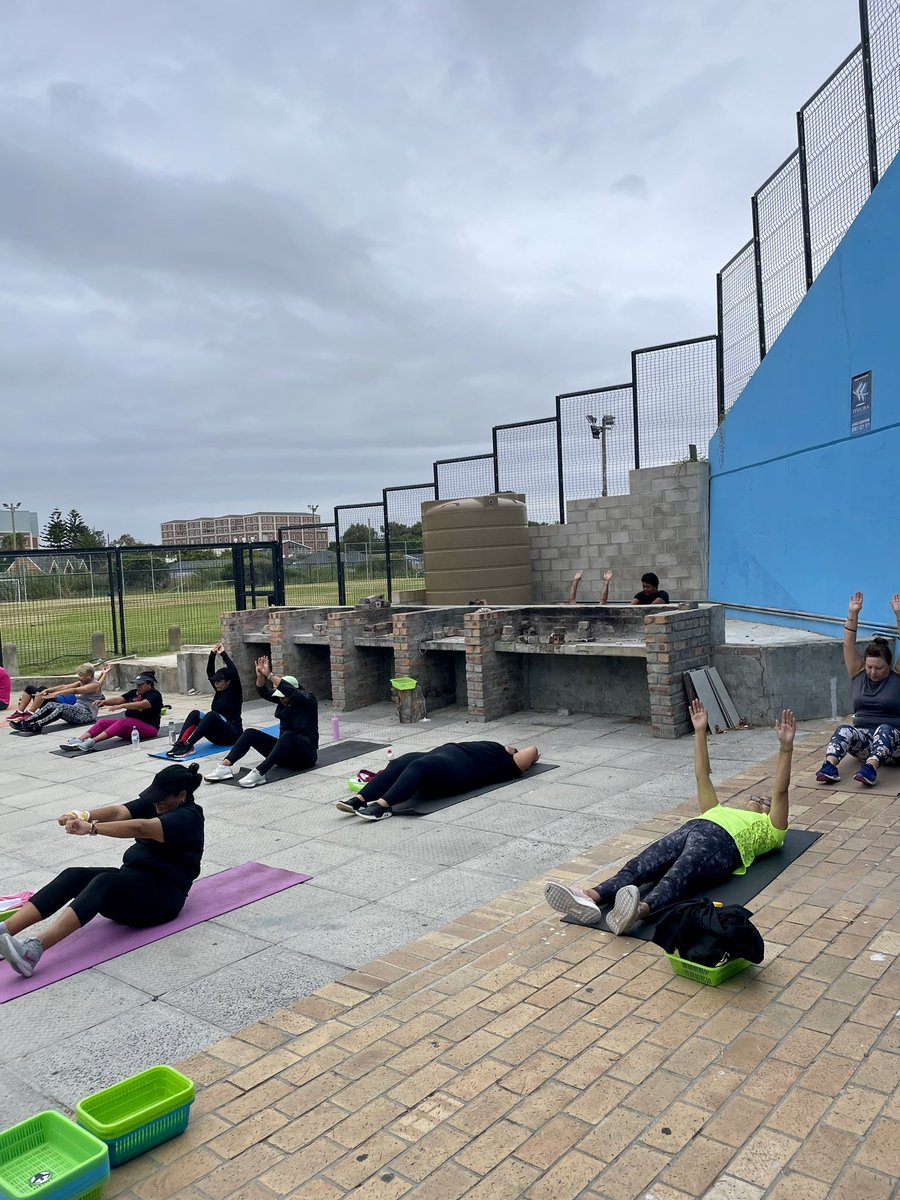 ddjtraining's tweet photo. Always a great vibe at our MORNING FITCLUB 💚🔥
A fun and engaging workout to start the new month!
Registration for March officially open if you’d like to join us! WhatsApp 0780089331 to book your spot! 😊📲
#fitness
#fun
#wellness
#healthylifestyle
#ddjtraining https://t.co/PckG46g4Rs