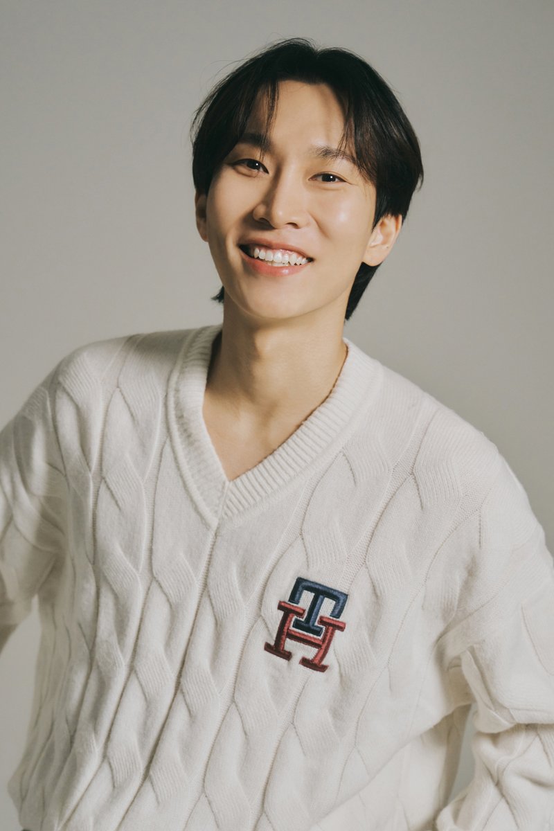 BTOBCOMPANY's tweet photo. 𝐍𝐄𝐖 𝐏𝐑𝐎𝐅𝐈𝐋𝐄 #𝟏

#서은광 #SEOEUNKWANG @BTOB_SEKwang https://t.co/rqKPCEw7Mf