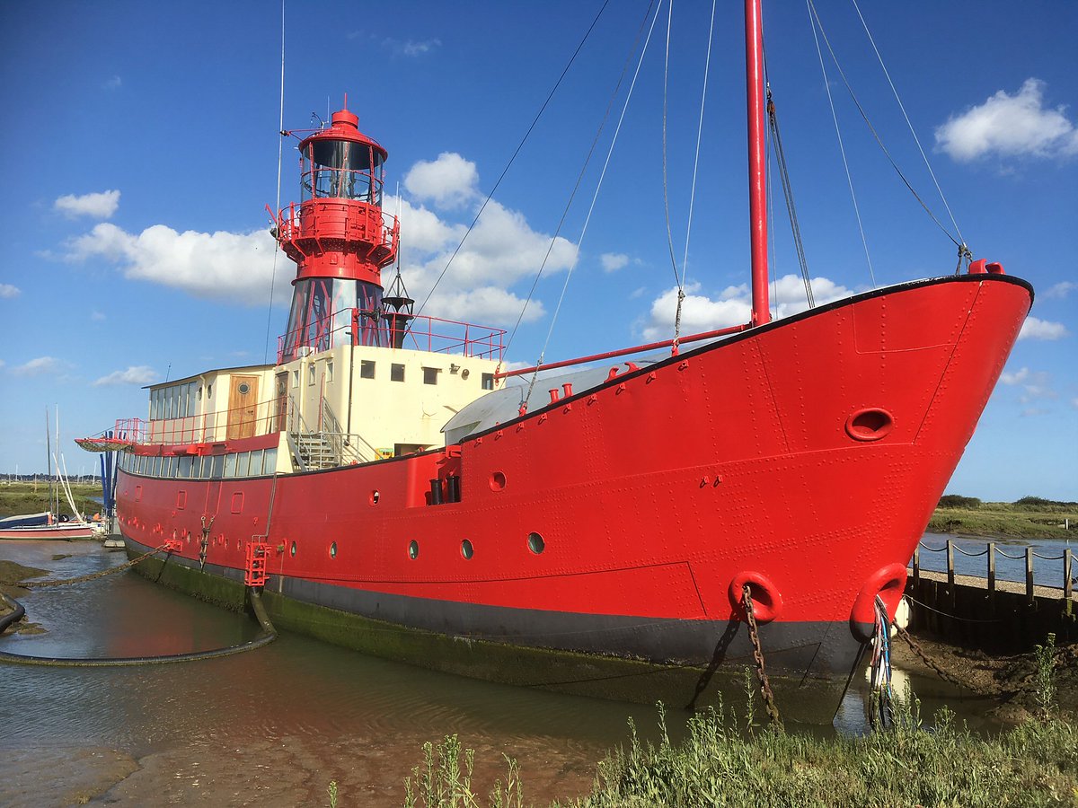 ChelmsfordARS's tweet photo. All welcome on Tuesday March-5 for a talk by the Fellowship Afloat Charitable Trust (FACT - https://t.co/bCHBVEwIwL), who look after the Tollesbury Light Vessel, but who have a wide range of other activities.  Venue: Danbury Village Hall at 7:30pm https://t.co/R1sjV8xxE2
