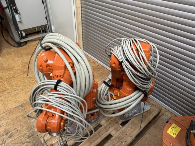 ABB Robotics IRB 140 IRC5 M2004, Bj.2017 war Ersatz nur Mechanik mit Kabeln/SMB

Abholung: 74722 Buchen