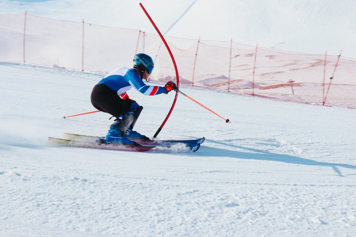 FRAparalympique's tweet image. Journée sans compétition pour les athlètes français 🇫🇷
Les skieurs alpins en profitent pour ajuster les réglages en slalom avant le Super Combiné de demain