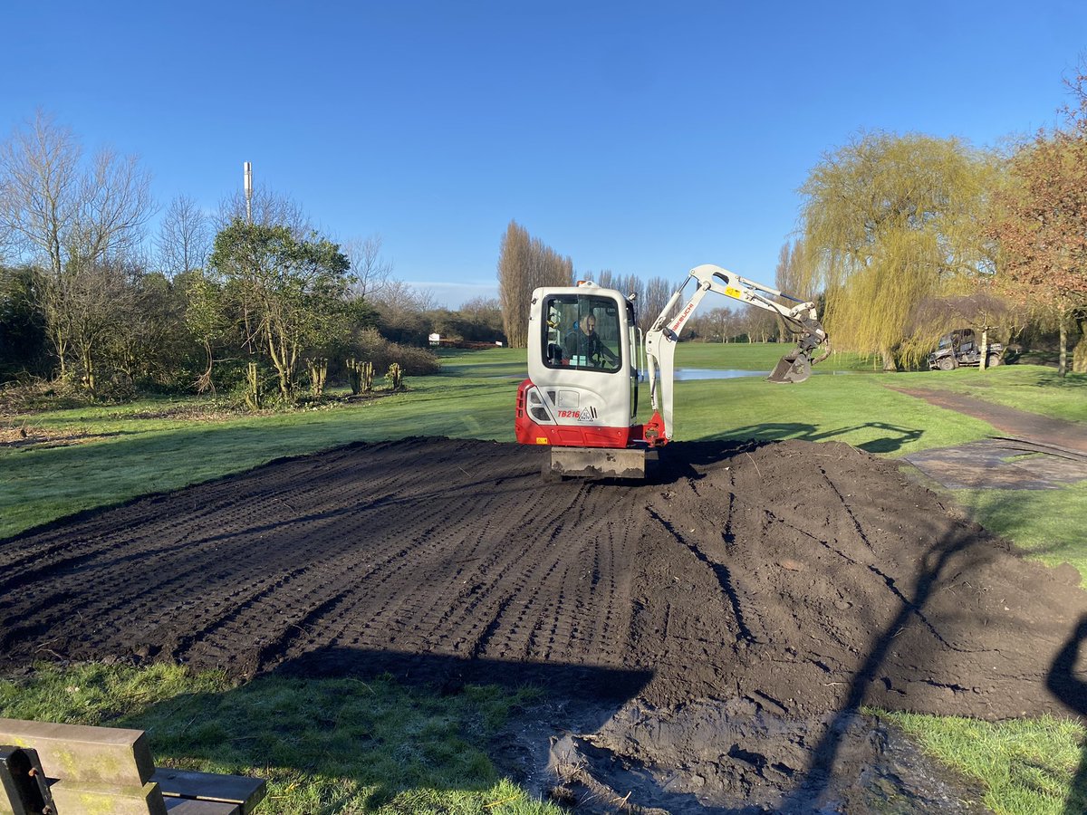 hookes's tweet image. @DiggerduncTPL building the new 14th tee @DentonGolfClub