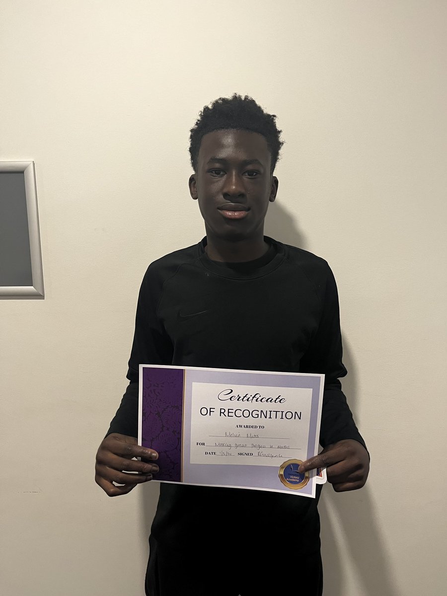 VictoryAcad's tweet photo. Year 11 sweet treat Friday: Gabriella for having an excellent behaviour record
Eyad for getting the best scores in the UKMT maths challenge; Shannon for working hard and making lots of progress; Kye for having an excellent behaviour record;Melvin Matos for great progress in maths https://t.co/Vxcif6cV8K
