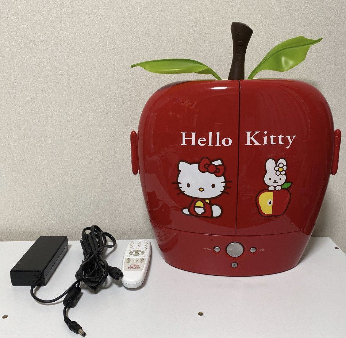 sanriodaily's tweet photo. hello kitty apple tv 💫 https://t.co/YsUkEqT03h