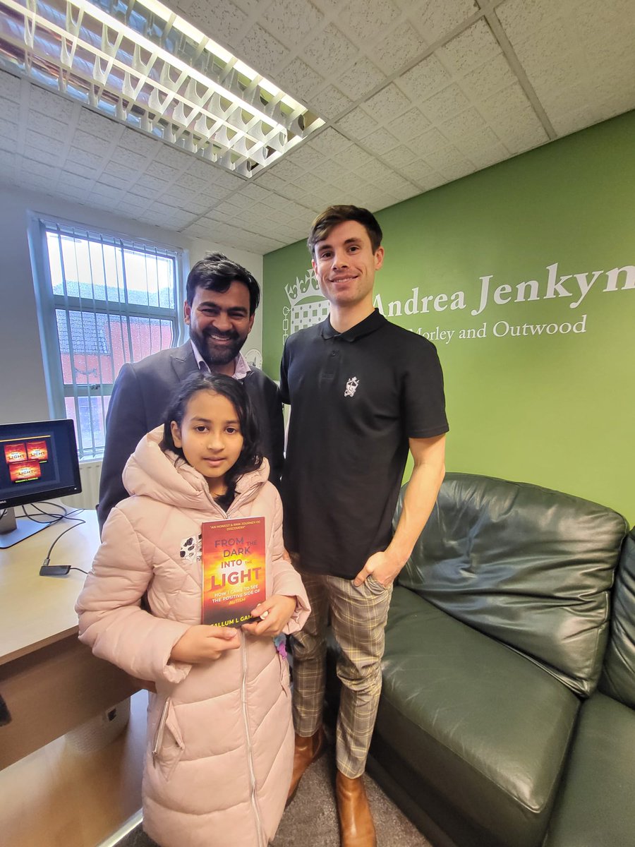 andreajenkyns's tweet photo. I was honoured to host a #Neurodiversity #Autism #ADHD Event with author @CallumGamblePro at the weekend. He is incredibly inspiring &amp; detailed his experience of living with autism &amp; how to make it your strength. 
For more details please visit https://t.co/Z8jJVOg12B https://t.co/DbYNpASuc4