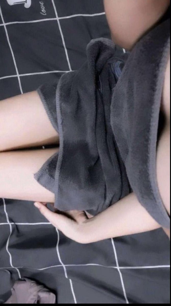 bé nứng quá