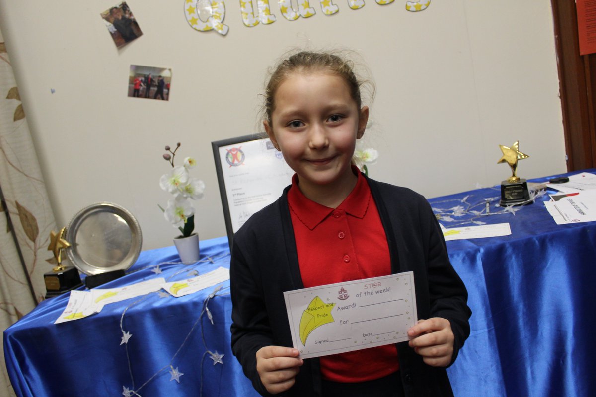 strichardsrc's tweet photo. St Richard's St@rs of the Week from Friday's Merit Assembly #shinelikestars #respectandpride https://t.co/cZk0Sdchlh
