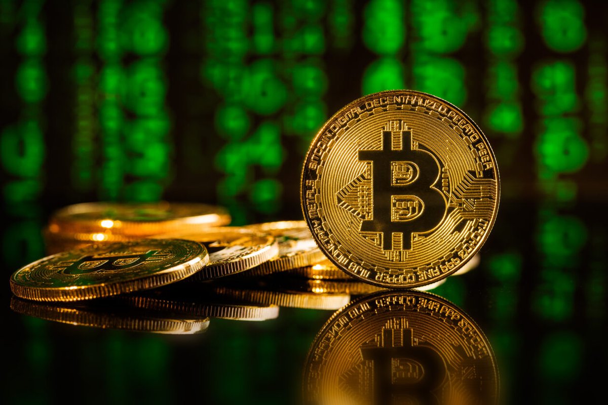 📍𝗛𝗼𝘄 𝗕𝗶𝘁𝗰𝗼𝗶𝗻 𝗦𝘁𝗮𝗿𝘁𝗲𝗱?
 Bitcoin was the first cryptocurrency created and is now the most valuable and well known. It was first launched in January 2009 by a computer programmer or group of programmers under the pseudonym Satoshi Nakamoto, whose actual identity