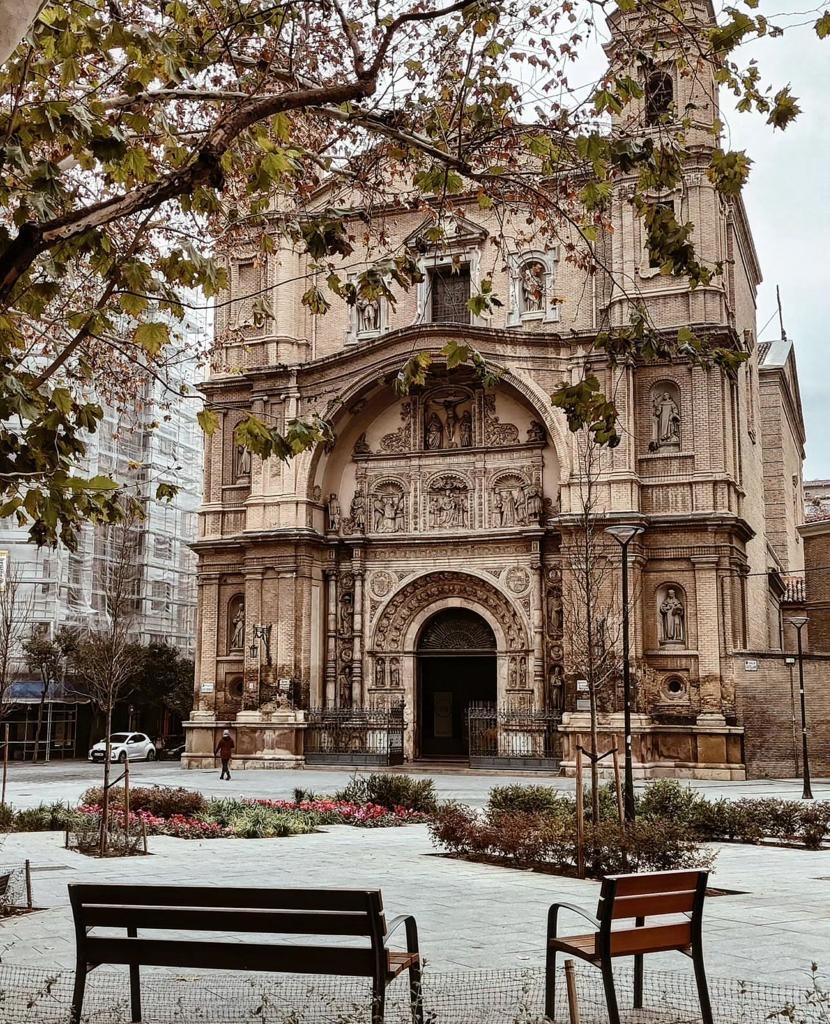 The Basilica of Santa Engracia is another of those jewels of #zaragoza that you cannot miss 💎

With its Renaissance façade, its crypt contains two early Christian sarcophagi carved in marble dating back to the 4th century. Discover it! ⛪

📸 IG_zgzfieles

#VisitZaragoza