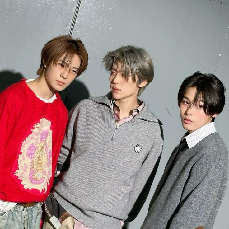 onri2yu's tweet photo. The headline: NCT wish riku - yushi - sion “it’s a flower garden”

when riku said, “we look good together. our faces (nice group)” he wasn’t joking 🫠 https://t.co/BlUgUK8wCS