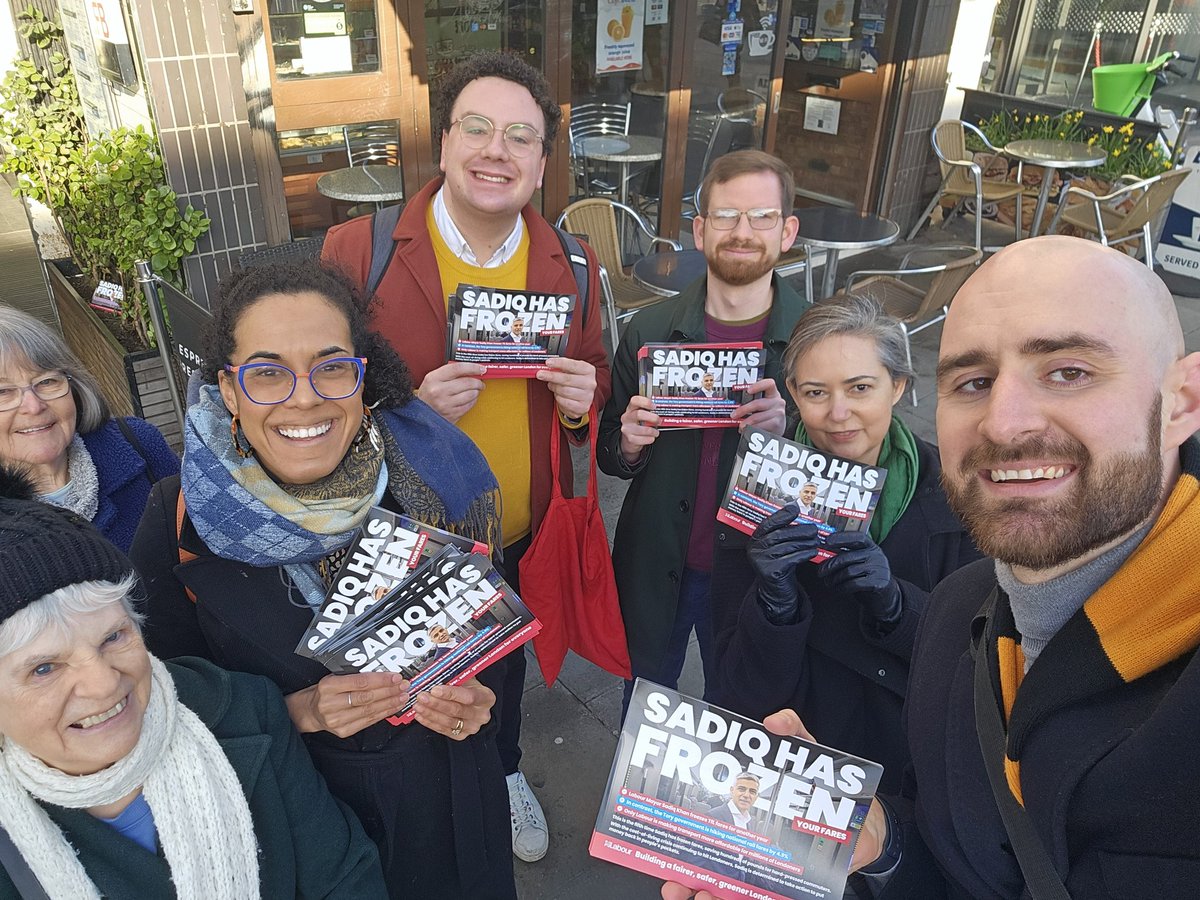 A great morning with @IslingtonNorth friends at Archway station talking to people about @SadiqKhan’s fare freeze. While the Tories put train prices up across the country, our Labour Mayor of London is saving people money. Labour in power makes a difference!