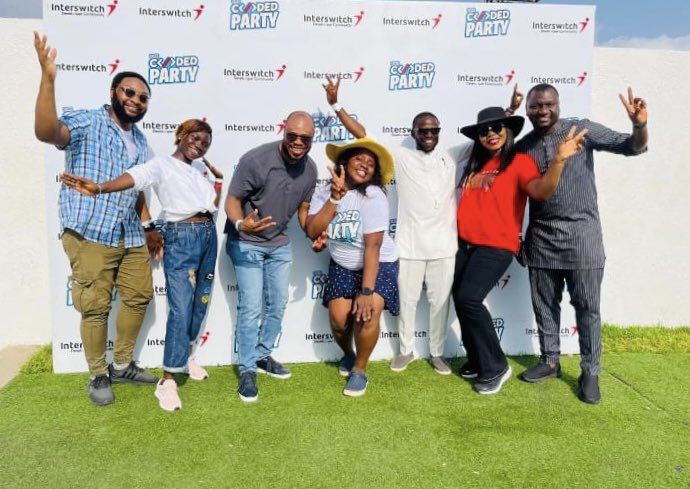 InterswitchGRP's tweet image. So, the highlight of our weekend?⭐
Definitely has got to be #TheCodedParty🎉 hosted last Friday by the @InterswitchDev team in Lagos 🇳🇬!
Learn more about joining the #InterswitchDeveloperCommunity here lnkd.in/e6hZjMyX
#LiveAndLetLive🤝🏽
#NeverS20P⏩