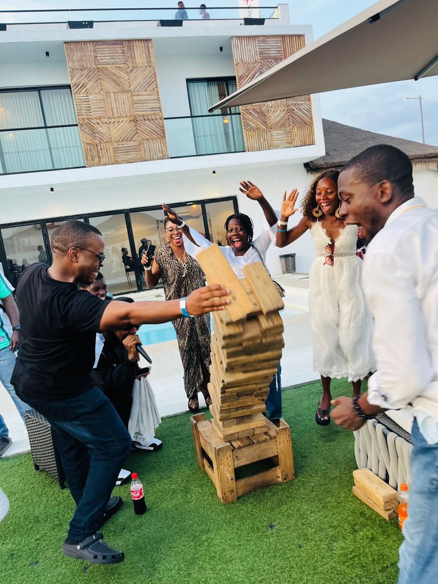 InterswitchGRP's tweet image. So, the highlight of our weekend?⭐
Definitely has got to be #TheCodedParty🎉 hosted last Friday by the @InterswitchDev team in Lagos 🇳🇬!
Learn more about joining the #InterswitchDeveloperCommunity here lnkd.in/e6hZjMyX
#LiveAndLetLive🤝🏽
#NeverS20P⏩