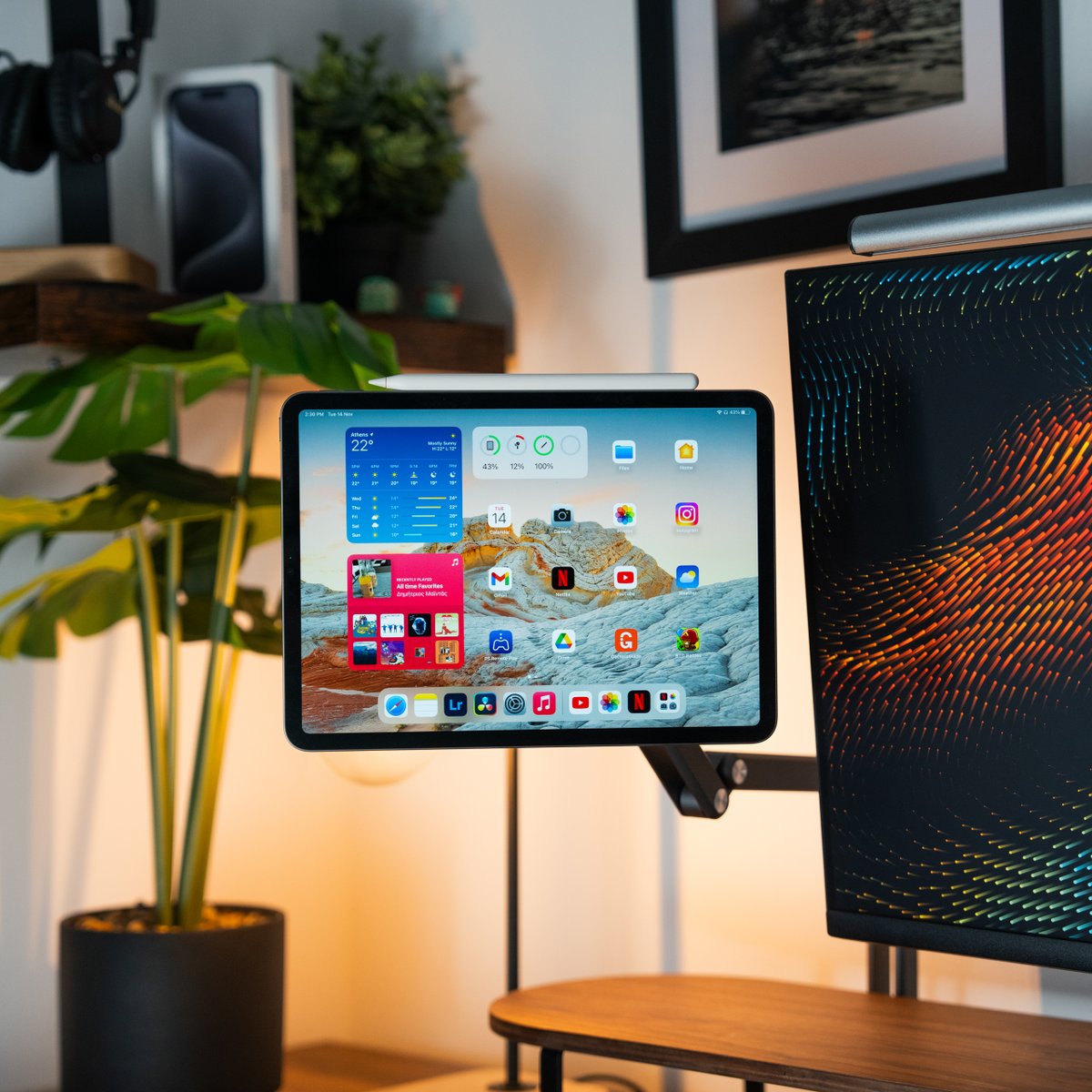 Kuxiutech's tweet image. Double your productivity with the X36 iPad Stand! 💻✨ Use it as a second screen for seamless multitasking. Elevate your workflow and get yours now! 

Link: bit.ly/3eZR6TF

Crs to edc_tech_

#kuxiu #kuxiux36 #SecondScreen #ProductivityBoost