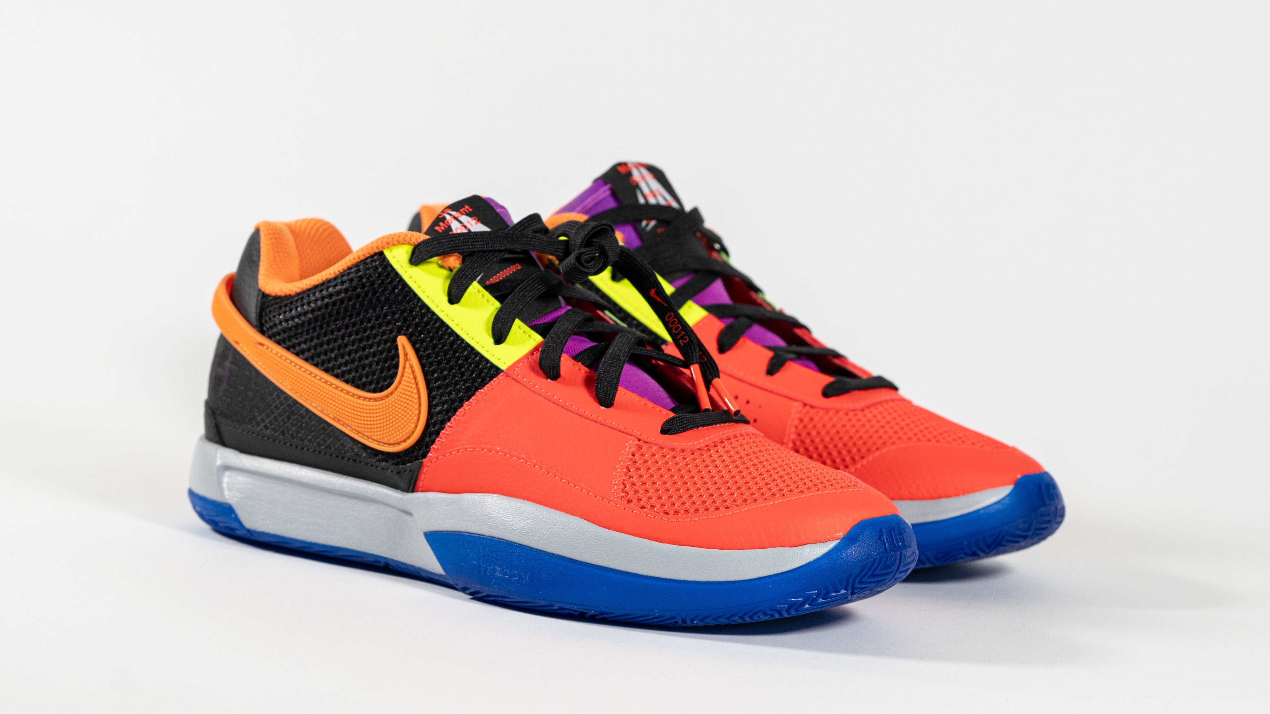skstore.eu on X Nike Ja 1 All Star Check https t 24npPLQI8A Do the presence of so many telling details and the richness of the colors of this model encourage you to grab it