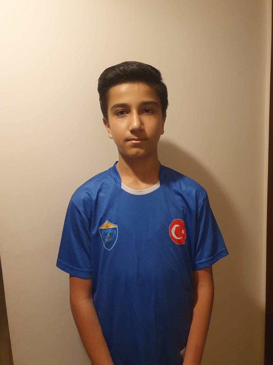 GaziemirAtaturk's tweet photo. Öğrencilerimiz başarıdan başarıya koşmaya devam ediyor. 8/C sınıfından Batuhan Efe AKYEL,7/E sınıfından Tanay Köylü 7/D sınıfından Toprak ALLAHVERDİ ve 7/H sınıfından Ege ÖDEMİŞ'in de kadrosunda yer aldığı ...
@yahsiomer @izmir_ilmem
@OGNDERSE @gaziemir_mem
@rsmckmk https://t.co/q8E6qtBH4y