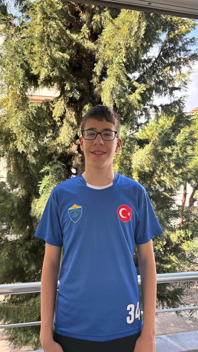 GaziemirAtaturk's tweet photo. Öğrencilerimiz başarıdan başarıya koşmaya devam ediyor. 8/C sınıfından Batuhan Efe AKYEL,7/E sınıfından Tanay Köylü 7/D sınıfından Toprak ALLAHVERDİ ve 7/H sınıfından Ege ÖDEMİŞ'in de kadrosunda yer aldığı ...
@yahsiomer @izmir_ilmem
@OGNDERSE @gaziemir_mem
@rsmckmk https://t.co/q8E6qtBH4y