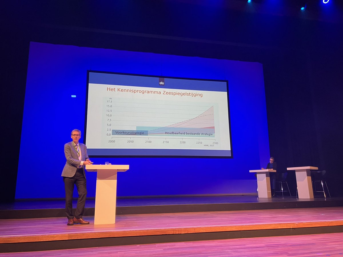 Lilian vanden Aarsen (@lvandenaarsen) on Twitter photo Trots op Kennisprogramma Zeespiegelstijging <a href="/deltaprogramma/">Deltaprogramma</a> <a href="/MinIenW/">Ministerie van Infrastructuur en Waterstaat</a>: een slimme overheid is op haar toekomst voorbereid! Van vechten tegen het water naar leven met water. Urgent, gelukkig nog niet acuut. #kennisprogrammazeespiegelstijging ontwikkelt een deugdelijke kennisbasis! Trots op Kennisprogramma Zeespiegelstijging <a href="/deltaprogramma/">Deltaprogramma</a> <a href="/MinIenW/">Ministerie van Infrastructuur en Waterstaat</a>: een slimme overheid is op haar toekomst voorbereid! Van vechten tegen het water naar leven met water. Urgent, gelukkig nog niet acuut. #kennisprogrammazeespiegelstijging ontwikkelt een deugdelijke kennisbasis!