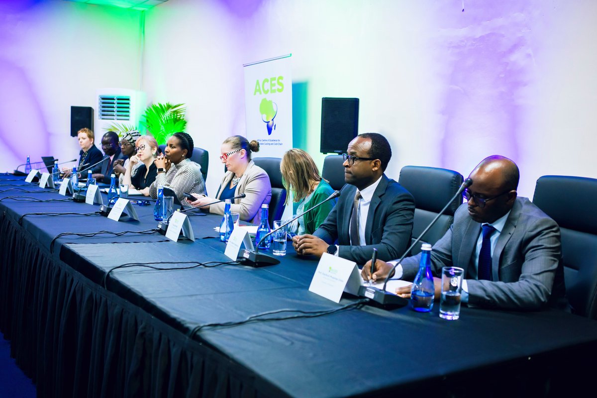 ACES_Cooling's tweet photo. Happening Now:

A roundtable discussion gathering high-level Ministerial officials and international VIPs.

#ACESLaunch https://t.co/ttGhF8ZGED