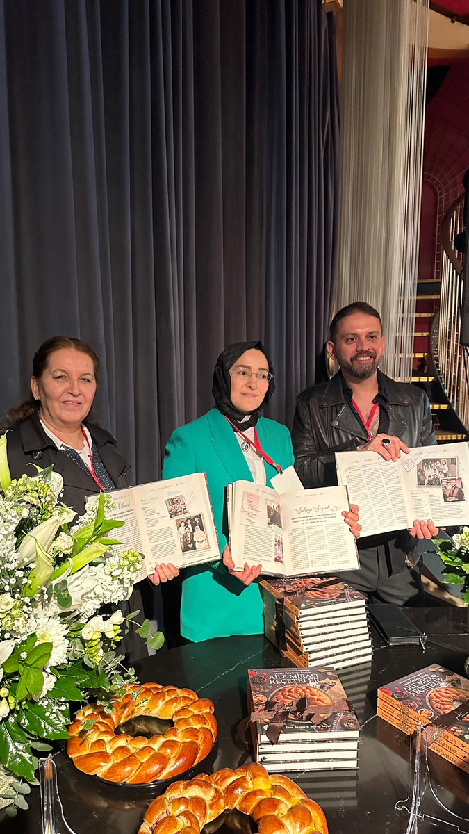 alicheffff's tweet photo. Aile mirası reçeteler programında Van Hakkari ve Diyarbakır illerini temsil ederek projede yer alarak bu güzel kaynakta bizde varız 
@tcvanvaliligi @HakkariValiligi @dbakirvalilik @DiyarTSO @NecdetTakva @hatso30 @higuray65 @emincakay @Egidseer https://t.co/lpW5vLQqZT