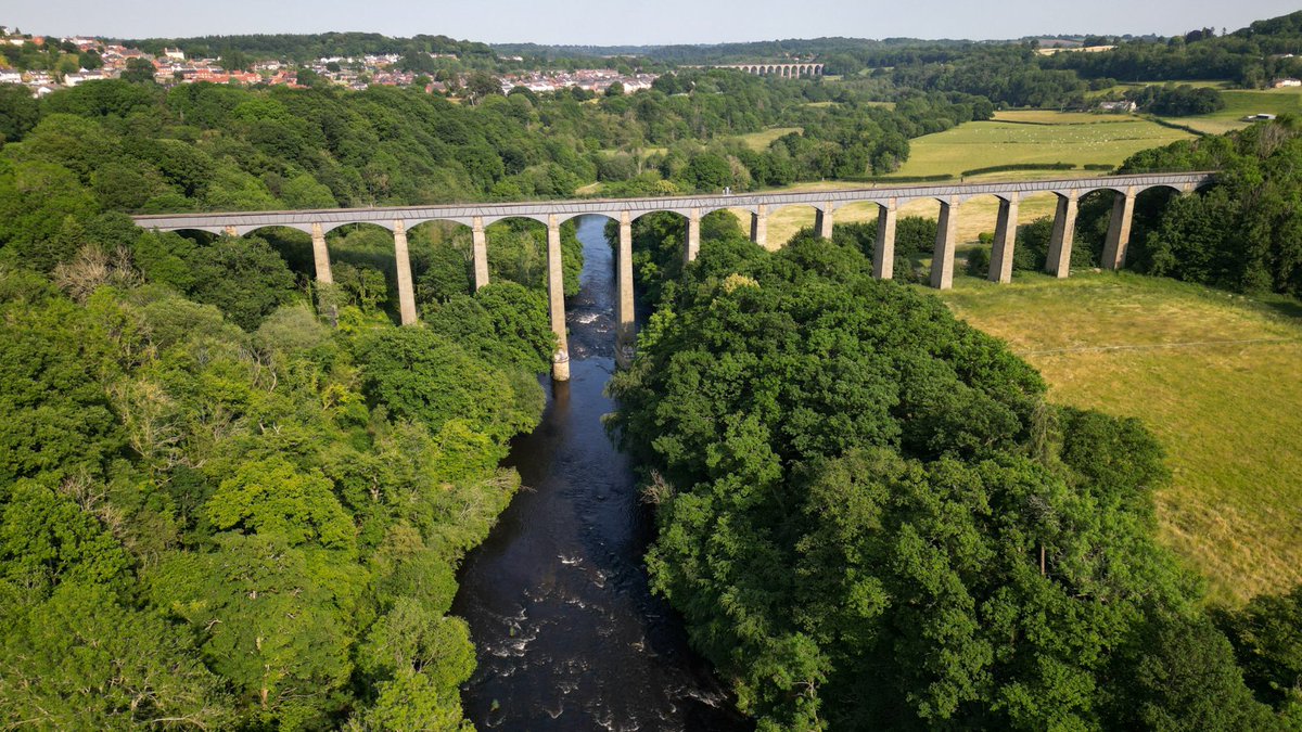 CanalRiverTrust's tweet image. Did you catch us on @BBCOne last night? 👀
 
Thank you to the #Countryfile team for joining us at Pontycysyllte Aqueduct, to learn about the important work we do to #KeepCanalsAlive, including maintaining this @UNESCO World Heritage Site 

Watch here 👇
ow.ly/HMf750QJph8