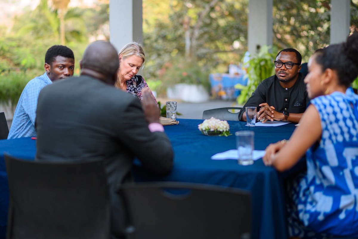 A fantastic evening to welcome back our #Chevening 22/23 scholars, along with #Commonwealth alumni.

Their ambition to support the 🇸🇱 journey, act as "change makers" &amp; work collectively to tackle some of the country's challenges is inspiring. 
We wish them every success!