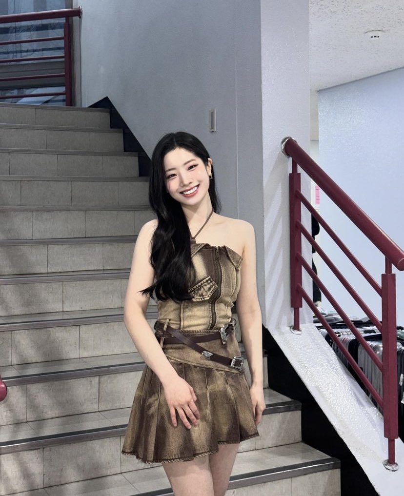 dahyunsarchives's tweet photo. dahhyunnee instagram update https://t.co/qro2Y09ZLY