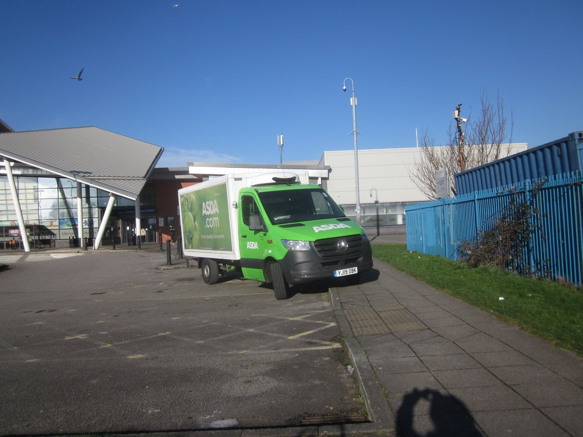 This @asda driver parked across three disabled parking bays AND onto the pavement this morning. @AsdaServiceTeam please can you ensure that all your drivers know not to park in designated disabled parking bays or on the pavement?! #TakingTheDis #BadParking