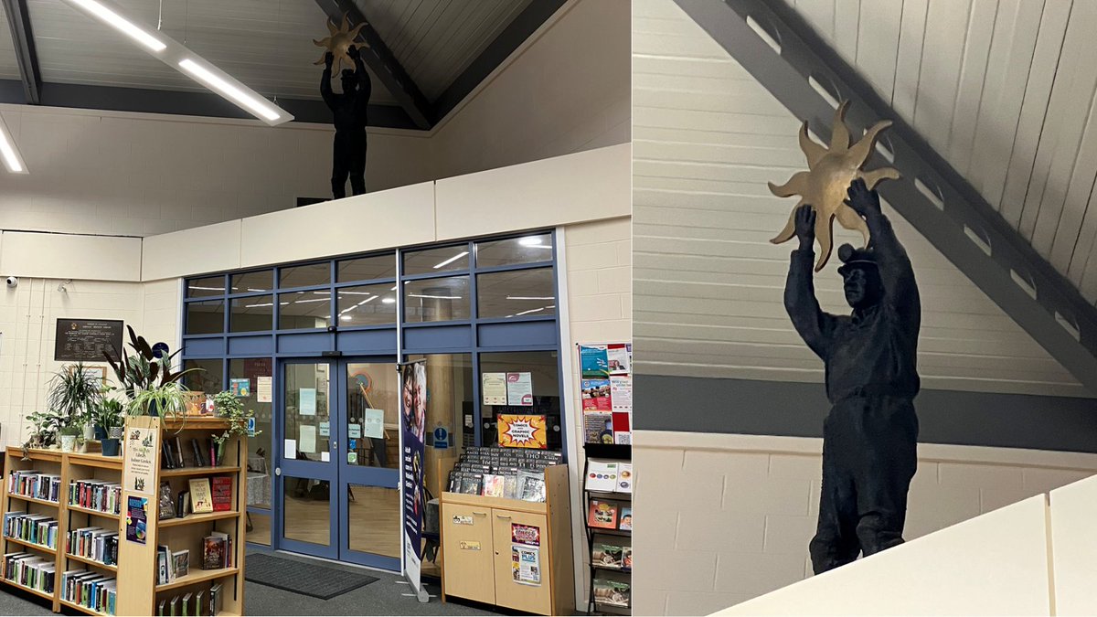 WFlibraries's tweet image. ⛑️🗽 #AiredaleLibrary has a miner statue watching over everyone!
#miners #wakefield #Airedale #statue

@WFmuseum 
@mywakefield