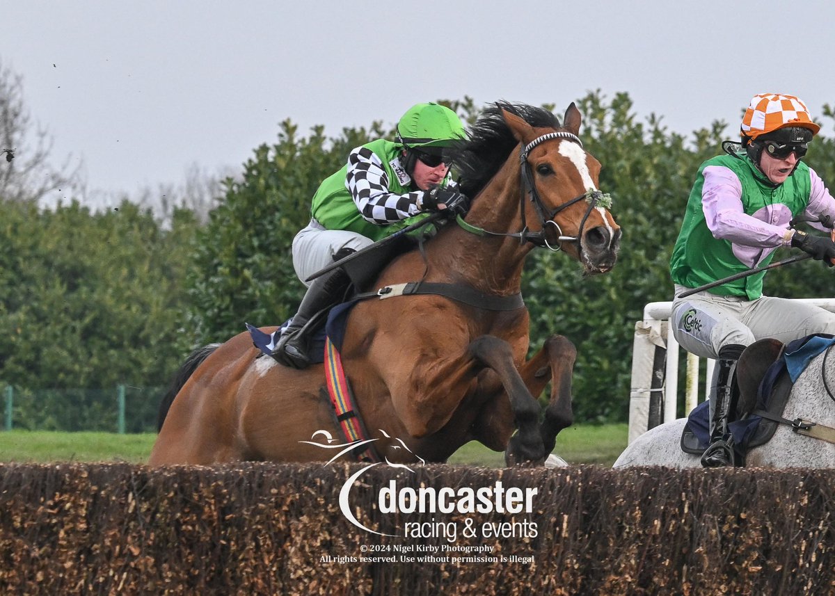 DoncasterRaces's tweet photo. RACE 3 RESULT - Download The @Raceday_Ready App Conditional Jockeys' Veterans' Handicap Chase

🥇 Ladronne

Jockey: @MaggsWilliam
Trainer: @TCRacing5
Owner: T C Racing Syndicate

📸 @nigekirby

#DoncasterRaces | #ChampionOccasions | #DONGC https://t.co/s52sKm959D