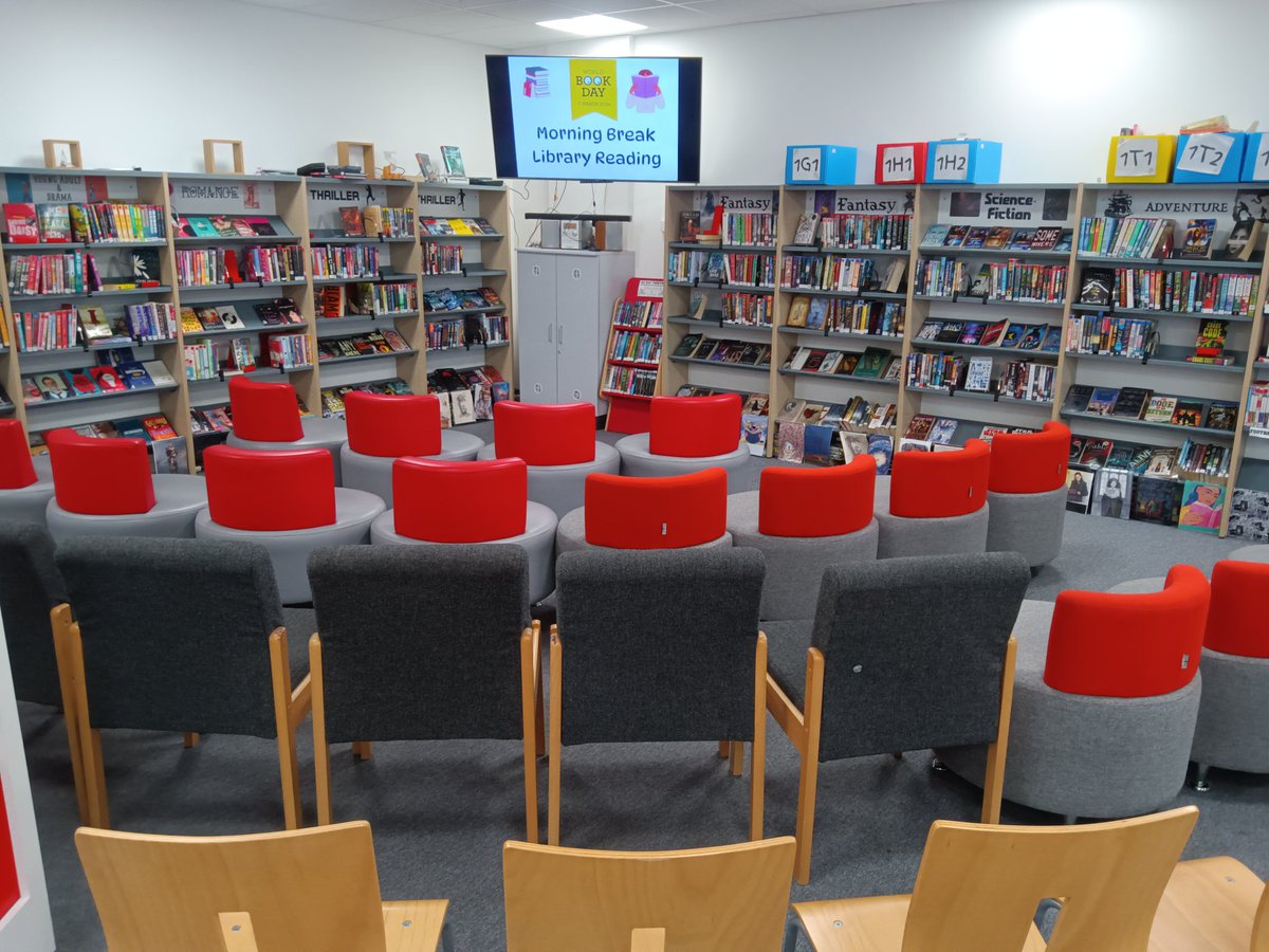 LochsideAcademyLib tweet media