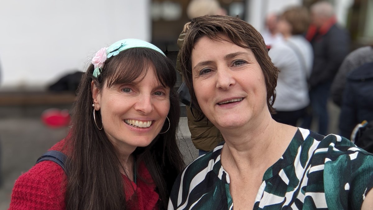 dialogine's tweet photo. D'Klassezämekunft vom letschte Samstag: de erst Event sit langem ohni No-Show. 😉
#Eventorganisation #Nichterscheinen https://t.co/skqhie1Rfz