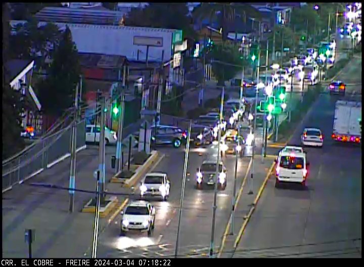 VUELVEN LOS TACOS A RANCAGUA Y MACHALI 

Desde las 7 AM se presenta notorio y tradicional aumento de tránsito vehicular en Sanchina hacia Cruce Nogales, Carretera El Cobre hacia el centro y en Ibieta desde Freire al poniente.

Falta  construcción de vías alternativas.