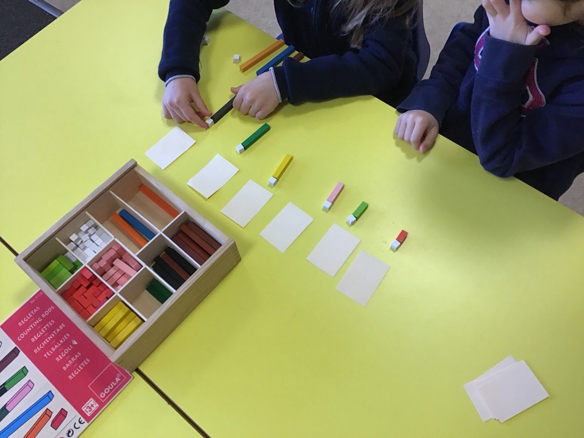 Simon_Gregg's tweet image. Grade 2 making growing patterns with Cuisenaire rods
#growingpatterns #visualpatterns