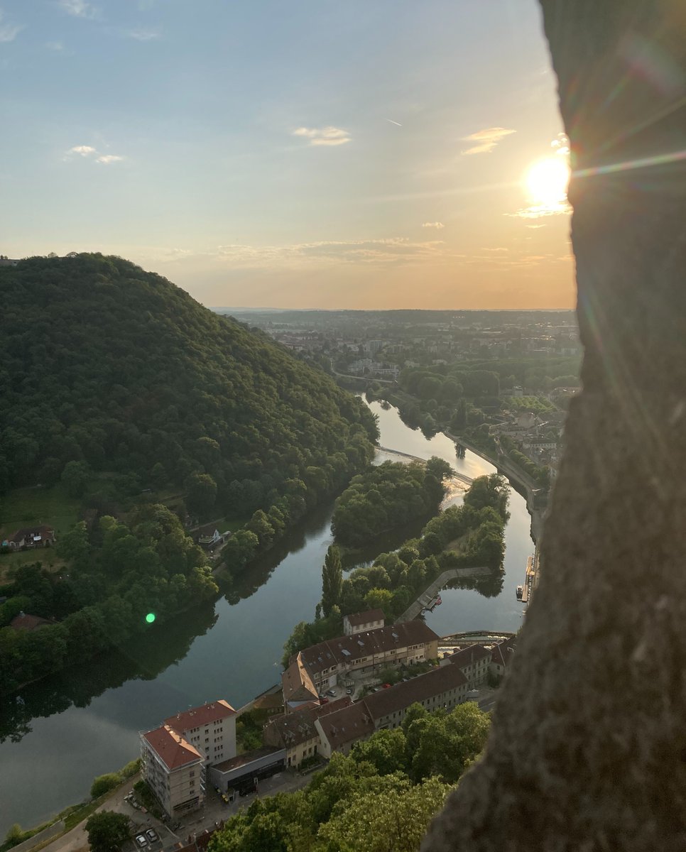 [C'est la rentrée 📚] ✨ Alors, vous avez passé de bonnes vacances d'hiver ? C'est déjà la rentrée… Toute l'équipe de la Citadelle vous souhaite une bonne reprise ! 💪 📷 C Antoine