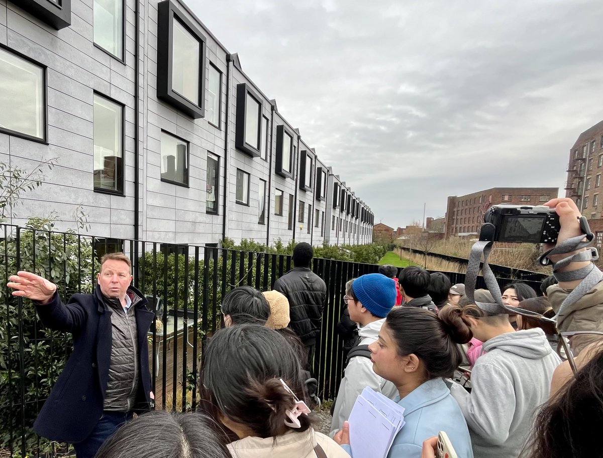 Thank you <a href="/urban_splash/">Urban Splash</a> for hosting our #DwellingandUrbanism Urban Lab trip to New Islington, Manchester. Our postgraduate studio <a href="/TheMSArch/">The MSA</a>  ‘Suburbia Reimagined’ explores how housing innovation can realise healthier, happier and more affordable neighbourhoods on urban edges.