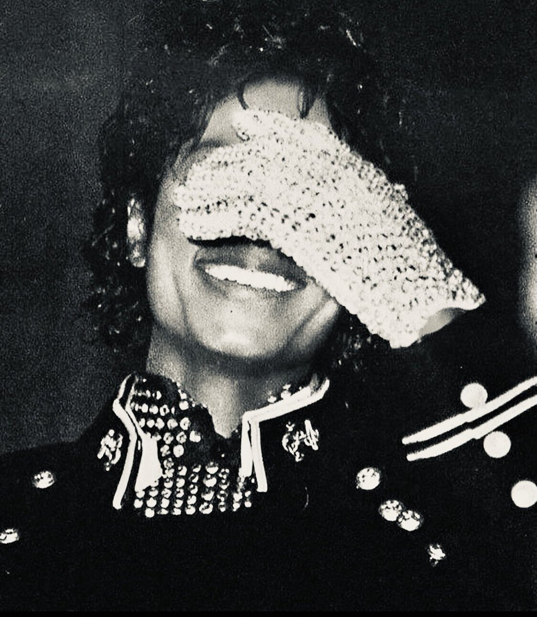 BubaPantHer's tweet image. I AM TH£ B£AUT¥ OF TH£ LORD
I S€€ TH£ B£AUT¥ iN ALL  .✨🖤✨

#BAWASA 🙅🏽🙅🏽‍♀️ #DONTPLAY 
#GETGO #OutNow 
#KOMODOIGODO 🐲
#BLVCKSICILY ✨🎩✨