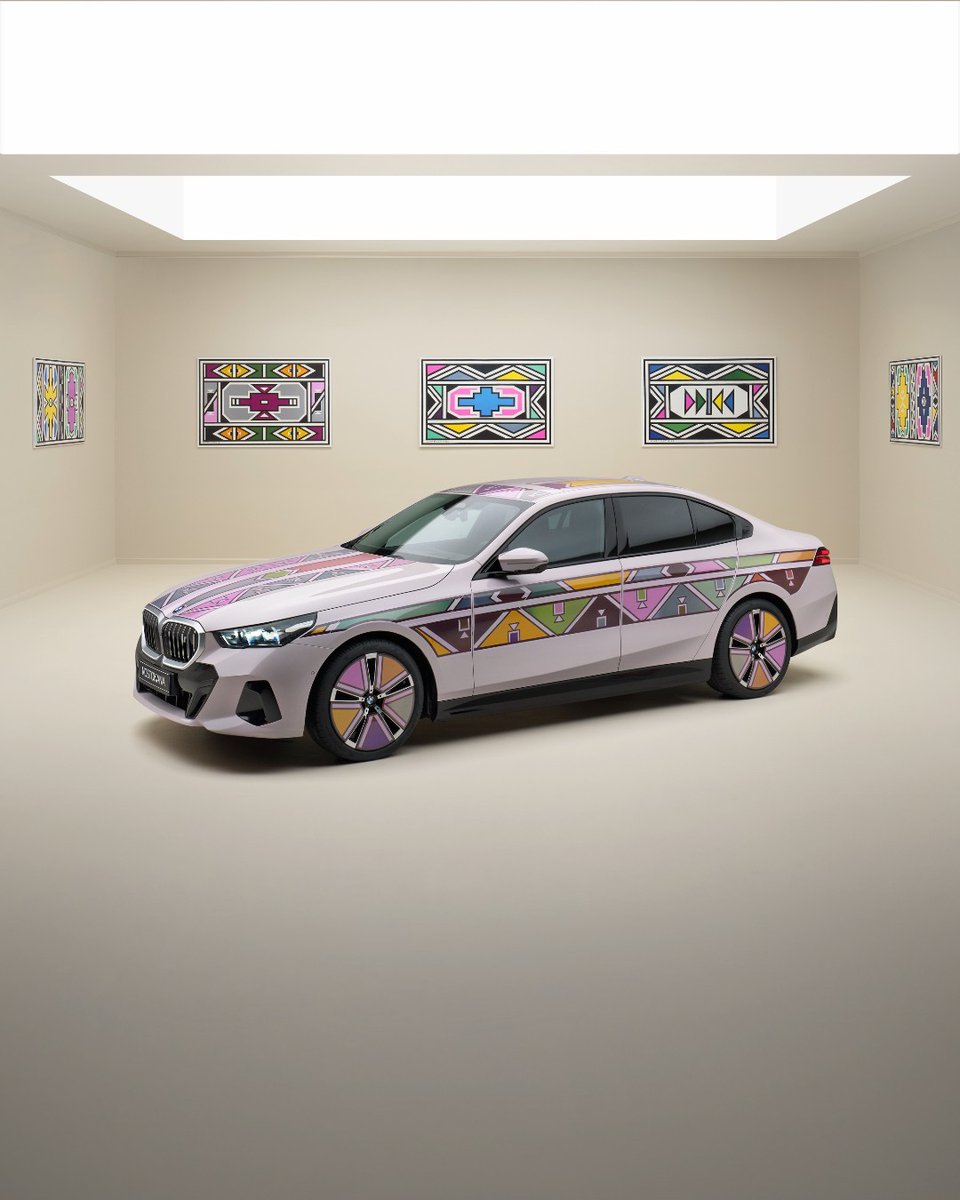 Blending artistic heritage with modern digital innovation. Explore the collaborative fusion of Esther Mahlangu's artistic flair & E Ink technology on the BMW i5 Flow NOSTOKANA. A modern tribute to the 1991 BMW Art Car. 🎨

The BMW i5 Flow NOSTOKANA. #THEi5 #BMW #Esthermahlangu