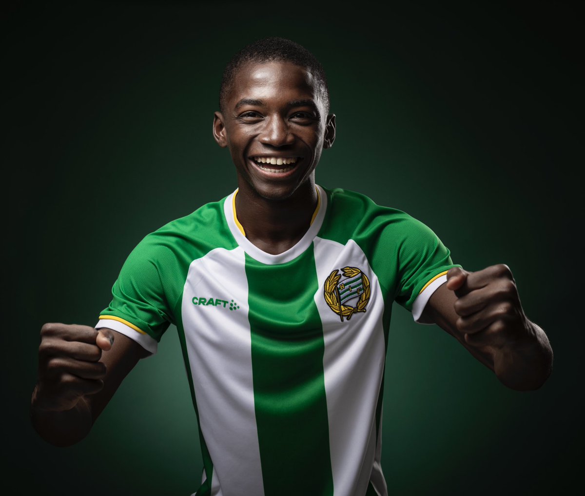 hammarbyfotboll's tweet photo. ✍️ Varmt välkommen till Hammarby, Bazoumana Touré! 

Den 18-årige ivorianen har skrivit på för fem år. Läs mer:👇
https://t.co/5sTGtC23TS

#Bajen https://t.co/zku2rn79uq