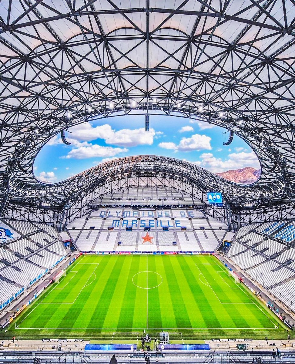 ActuL1_'s tweet image. 📍 Stade Vélodrome, Marseille. 🏟️✨

Un des plus beaux stades au monde. 🤩