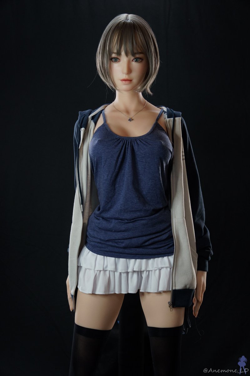 アネモネ半身像 新条アカネ 可動プラスチックモデルキット【4595316267040】