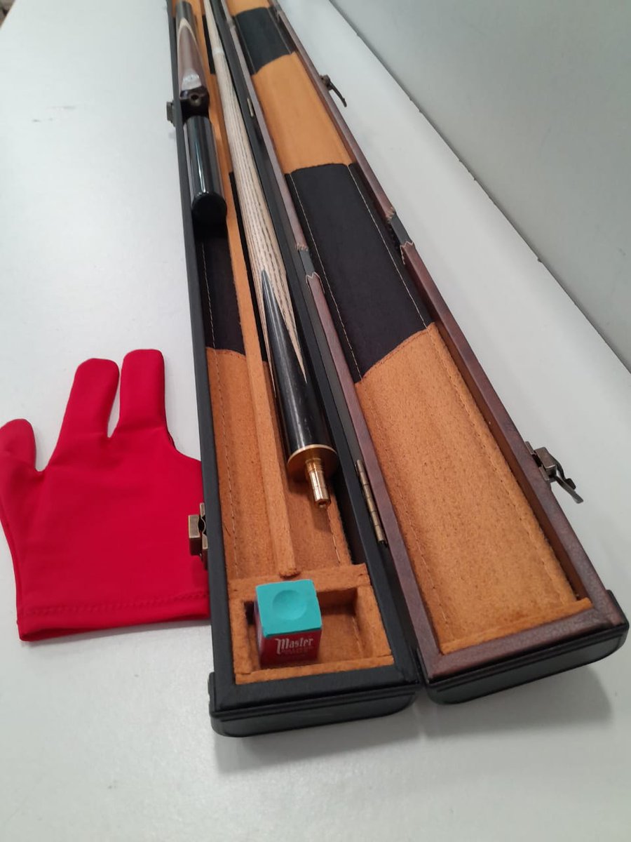 QMastersDurban's tweet image. Get this premium quality 3/4 Leather Grain Mosaic #cuecase which conveniently stores your cues and chalk &amp;gt;&amp;gt;&amp;gt; qmasters.co.za/.../cue-case-a…

wa.me/+27769481107

#qmasters #cuecase #pool #snooker