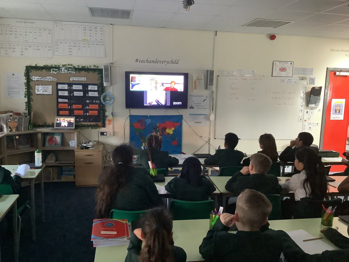 We joined the Fairystories live lesson with @MichaelRosenYes @jasinbath and @AFatimaharan this morning. Such an interactive and inspiring experience! @britishlibrary @hgprimary @RainbowEduMAT