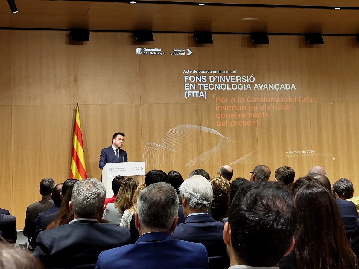 AdriaEscola's tweet photo. Avui la @gencat presenta el Fons d'Inversió en Tecnologia Avançada #FITA.
Una nova eina per seguir invertint en ciència, talent, transferència i impacte. Sense dubte una eina que fomentarà la competitivitat de Catalunya i l'impacte que genera la recerca d'excel·lència que fem. https://t.co/TepHOPMqqy