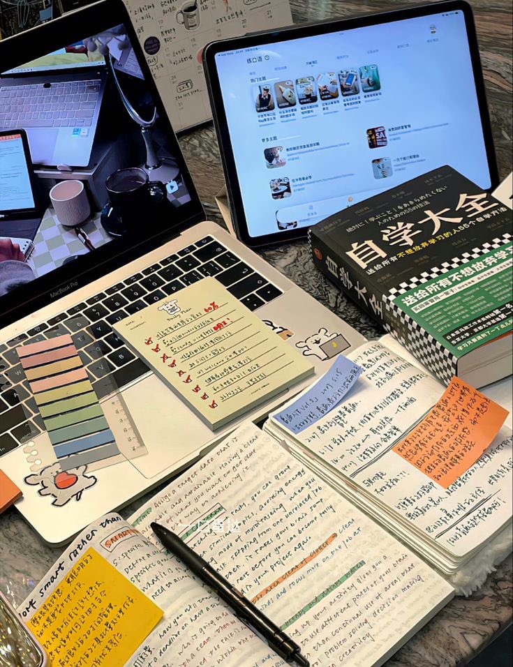 ArqMallu's tweet image. ‧₊˚ 🖇️ Dicas de como estudar as matérias que não gosta ₊ A thread🧸

#studytwt #studytwtbr ⊹ ♡