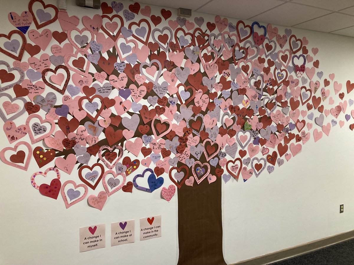 Principal Project (@principalproj) on Twitter photo 💗 A change I can make in myself
💜 A change I can make at school
❤️ A change I can make in the community
Students picked one to post here, in leader <a href="/Dr_Z_GCDisney/">Daniel T. Zdanowski, Ed.D.</a>'s school community. (Via <a href="/gcwaltdisney/">GC Walt Disney Elementary School</a>) 💗 A change I can make in myself
💜 A change I can make at school
❤️ A change I can make in the community
Students picked one to post here, in leader <a href="/Dr_Z_GCDisney/">Daniel T. Zdanowski, Ed.D.</a>'s school community. (Via <a href="/gcwaltdisney/">GC Walt Disney Elementary School</a>)