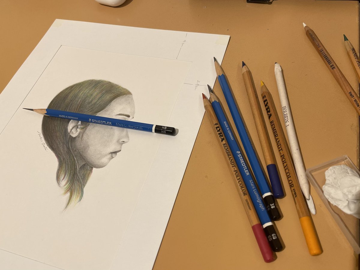 描き終えて、これでようやく始まる。
とにかく久々に夢中になって描いたよ。これまでのタッチを捨てて、新しい表現にすることにこだわってみた。