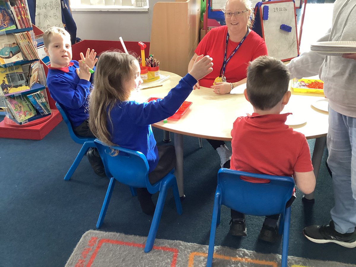 Mrs Rees tweet media